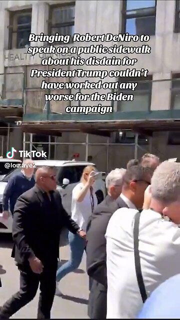 Robert De Niro sucking Biden‘s dick