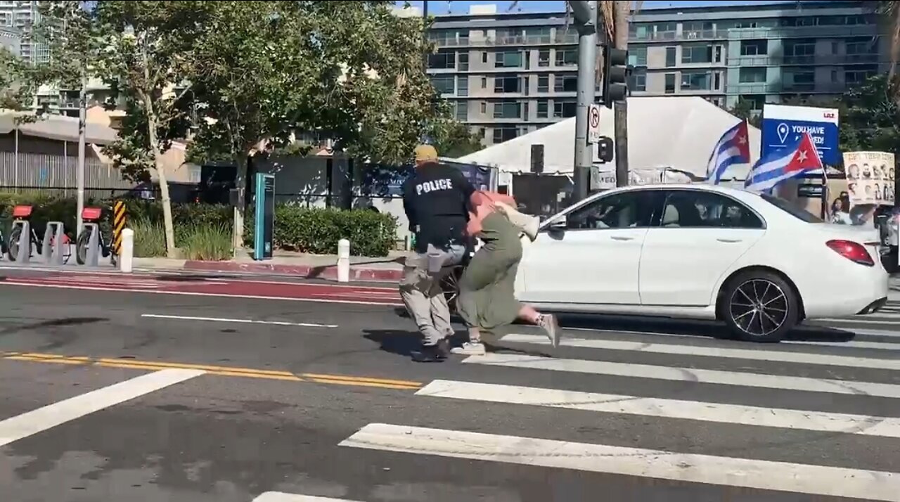 Secret Service TAKES DOWN Abortion Activist In Biden's Way