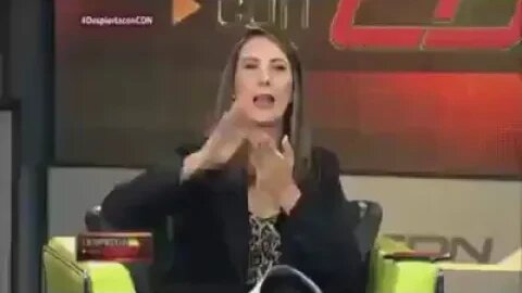 Mozart la para burlándose del pueblo Dominicano