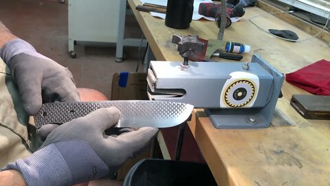 Finished the first file knife