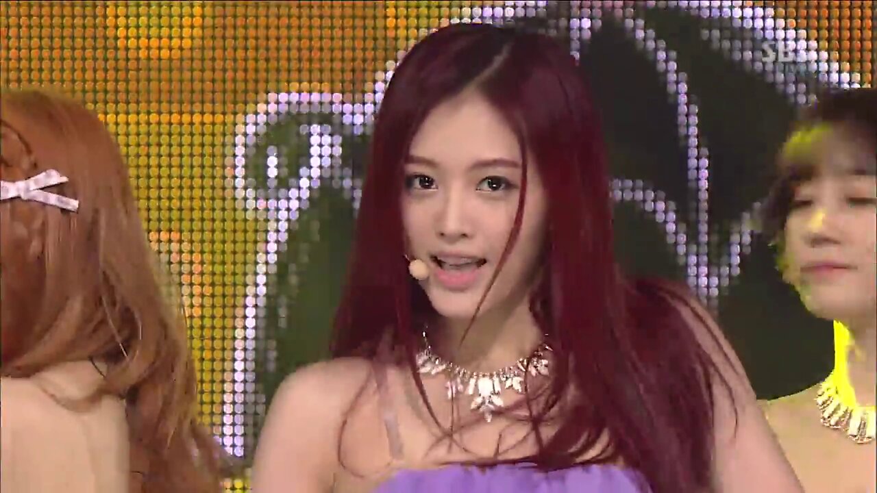 Rainbow -Tell me Tell me (Live at Kigayo)