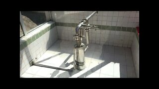 como funciona uma distribuidora de água mineral, tour na fonte