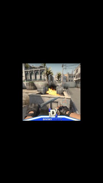 Molotov Meio do Bomb A da Varanda | DUST2 #shorts