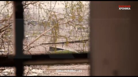 Wounded russian marine crawls about 50 meters to safety (older footage from Mariupol)