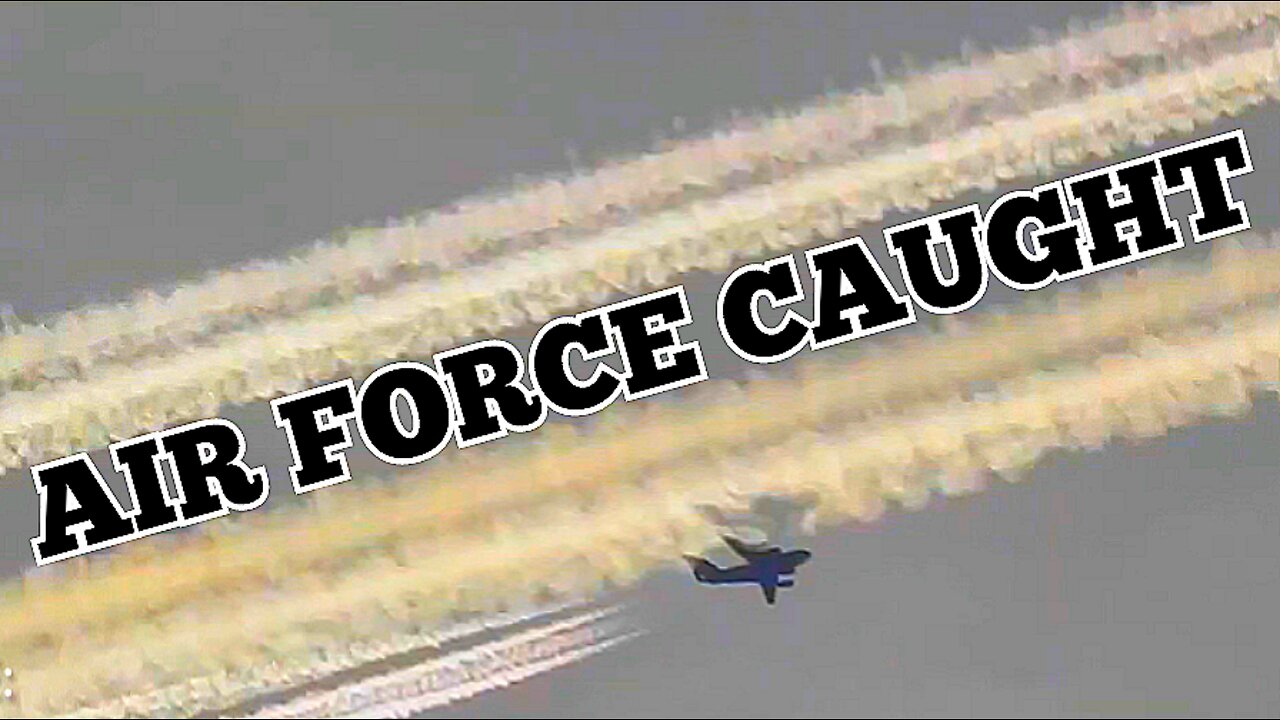 'Air Force' Caught On Camera "Military 'Geoengineering' Jets Spraying Heavy Chemtrails Over 'USA'