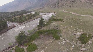 Drone flight over Yellowstone River in Idaho