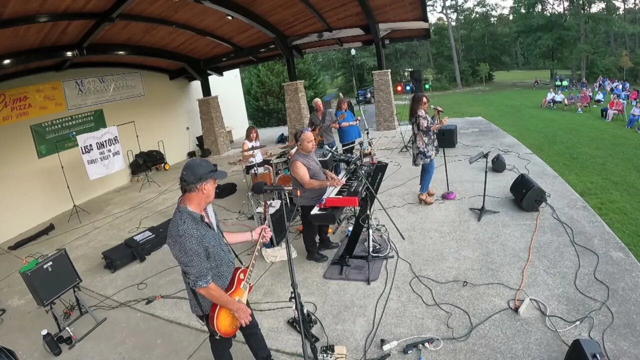 Rolling on the river by Lisa and The Sweet Jersey Band