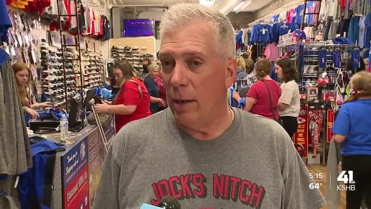 KU fans wear crimson and blue to honor Jayhawks national championship win