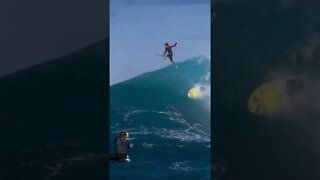 Rocket launch 🚀🚀🚀🏄‍♂️: @kai_lenny 🎥: @lieberfilms