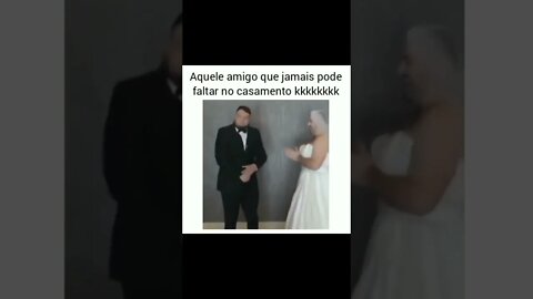 AQUELE MELHOR AMIGO QUE JAMAIS PODE FALTAR AO SEU LADO ( MEME ) ( VIRAL ) ( RIR ) #shorts