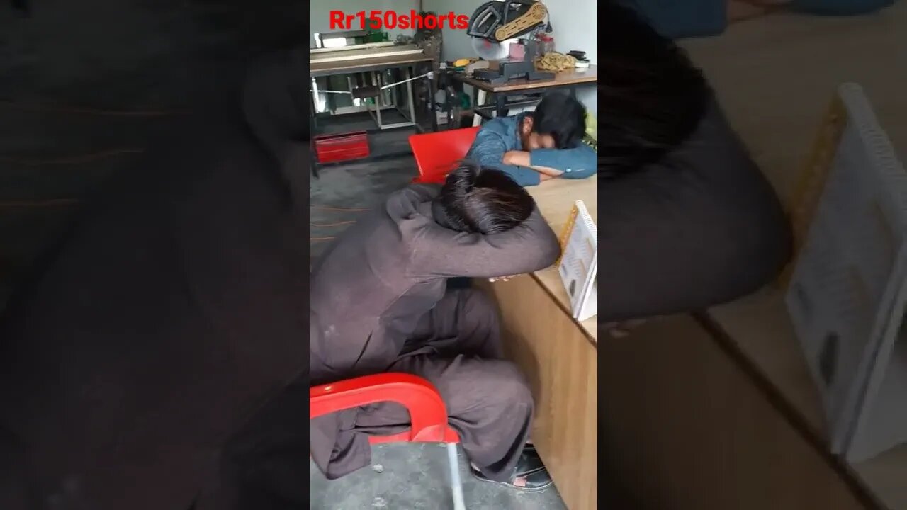 Gehri neend so gye - funny Video 2022|#r150shorts |#youtubeshorts |#ytshorts |#animals 😁😄😄😄😄😄😄😄