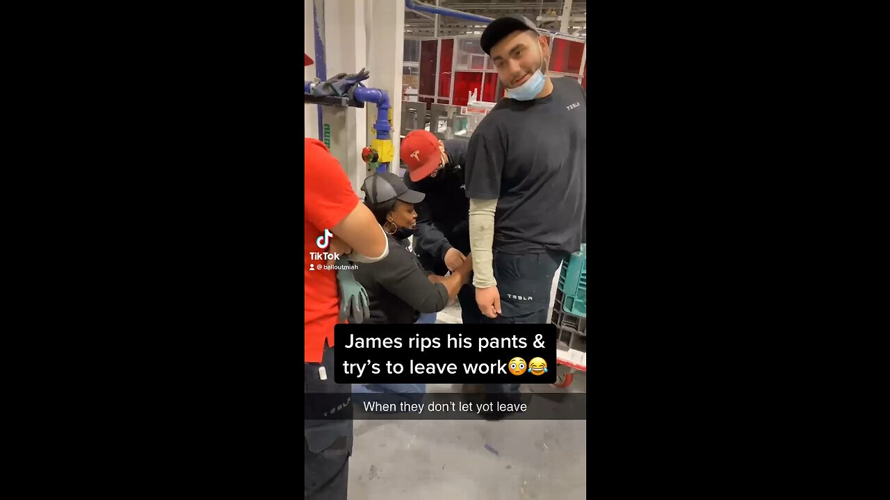 James rips his pants @work😂😂😂