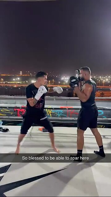 Sneako sparring in Dubai
