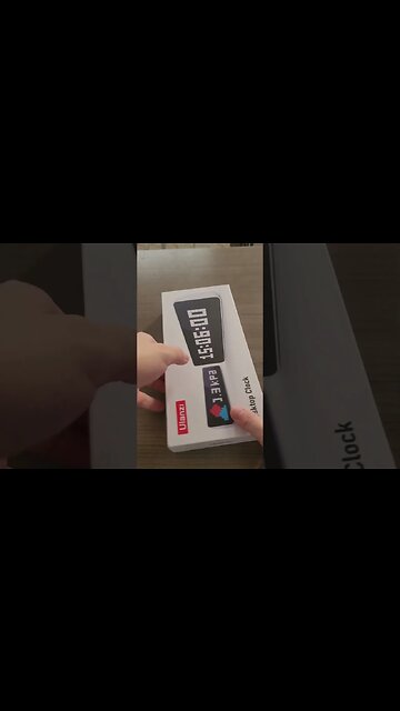 Unboxing Ulanzi TC001 Desktop Clock