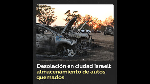 Autos destruidos por ataque de Hamás se almacenan en ciudad israelí