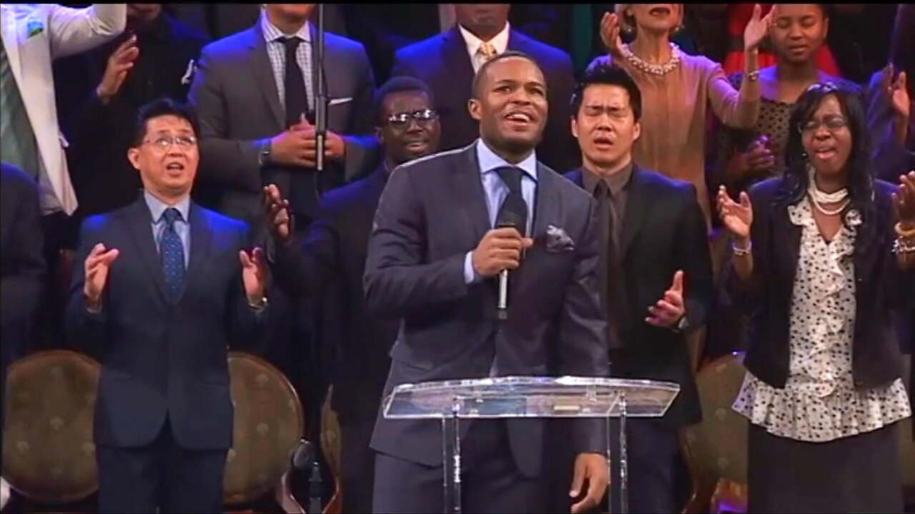 "Agnus Dei" sung by the Brooklyn Tabernacle Choir