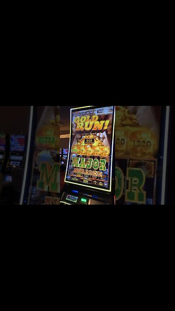 OMG! My Biggest Jackpot On Gold Run #slots #casino #gamingshorts