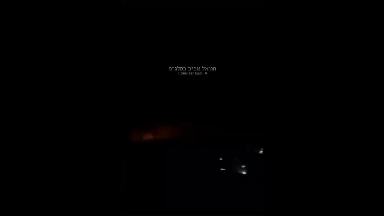 IDF destroying the Syrian military by Damascus.