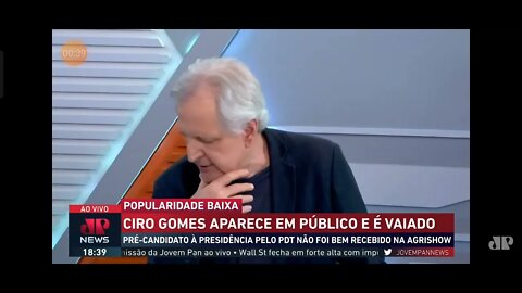 O 💩do LIXO GOMES que aínda tem um curral de analfabetos e imbecis que ainda votam nessa Escumalha