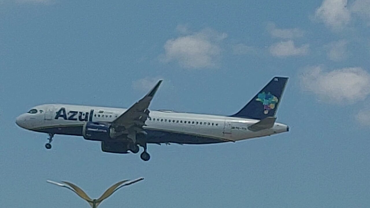 Airbus A320NEO PR-YRK vindo de Campinas para Manaus