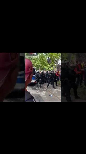 💢 Militant labor action in Hamburg, where workers are protesting at the docks