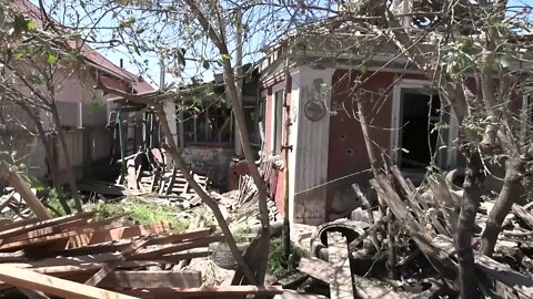 Ukranainan Tochka-U Missile Strike Destroys Residential Homes In Golaya Pristan, Kherson Region