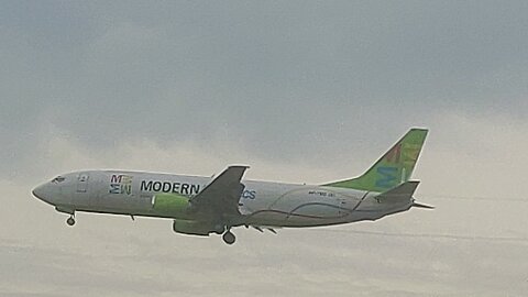 Boeing 737-400F PP-YBB vindo de Campinas para Manaus