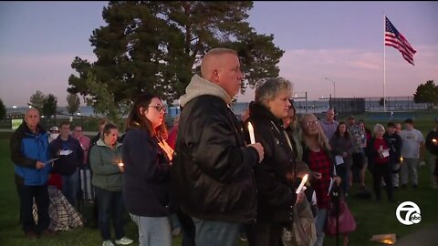 'Always saw the good in people': Radio anchor Jim Matthews honored during vigil