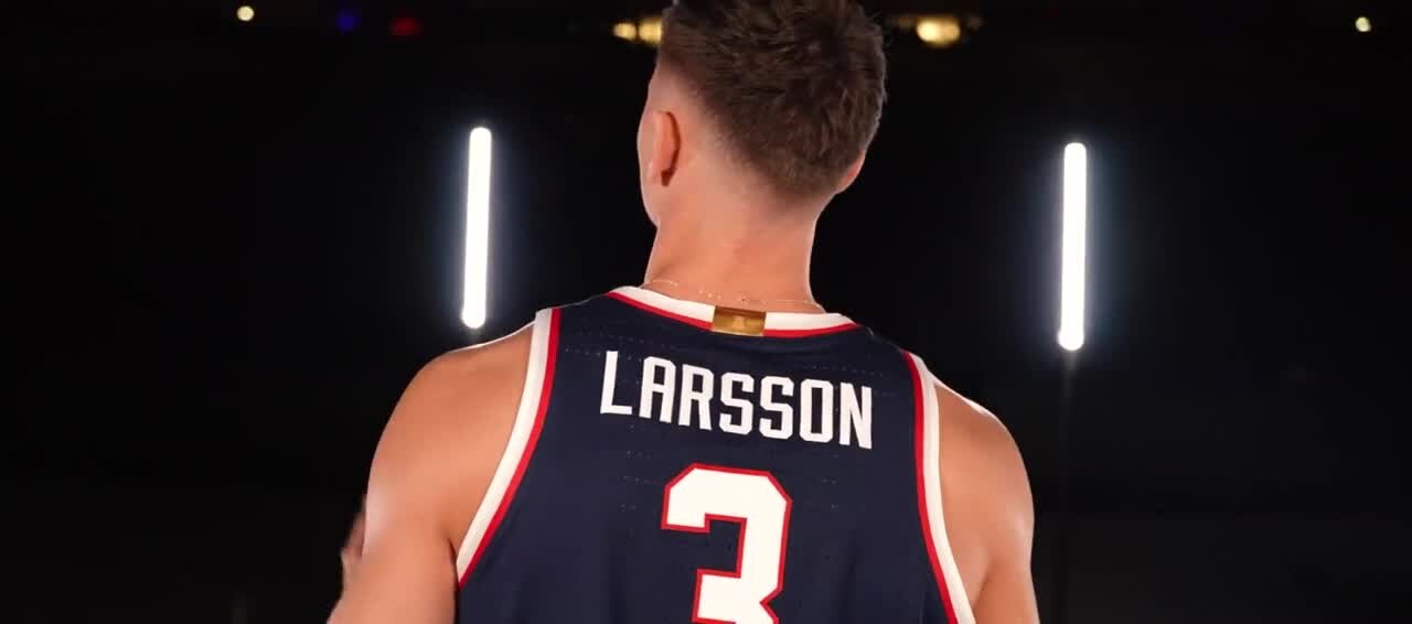 Arizona Wildcats show off new men's basketball uniforms