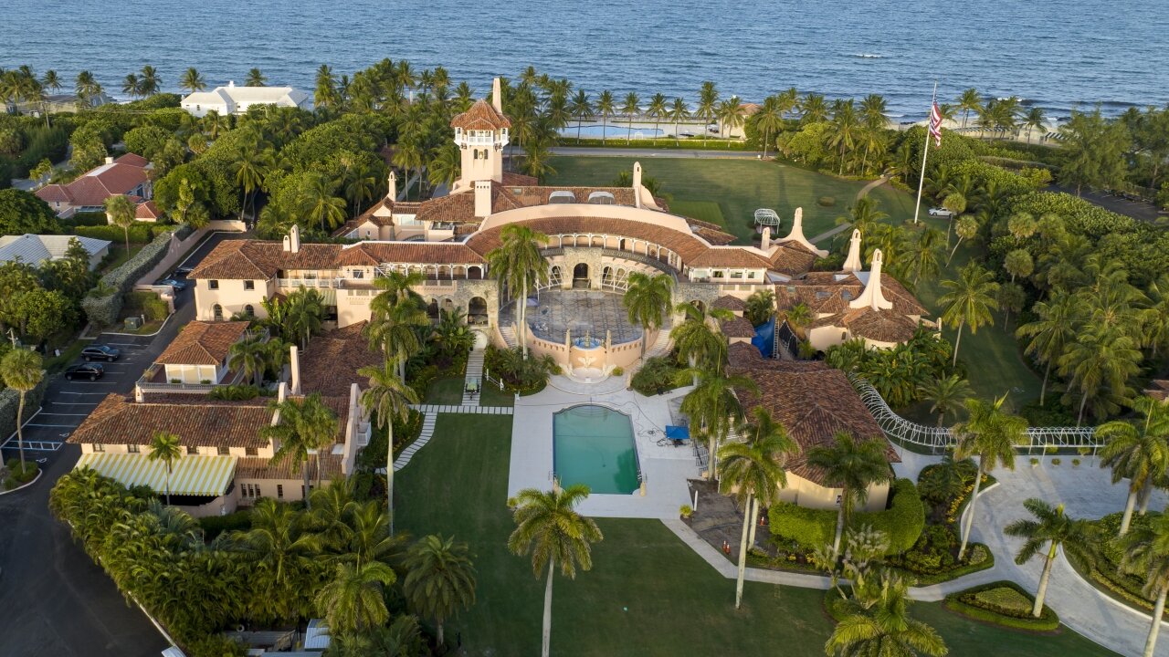 Feds Oppose Unsealing Affidavit For Mar-A-Lago Warrant