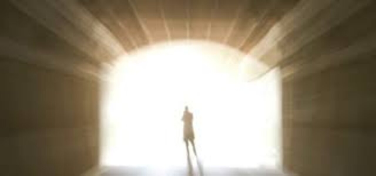 MÁS ALLÁ DE LA MUERTE... LA VIDA. LOS JUSTOS VUELVEN A LOS BRAZOS DE SU PADRE