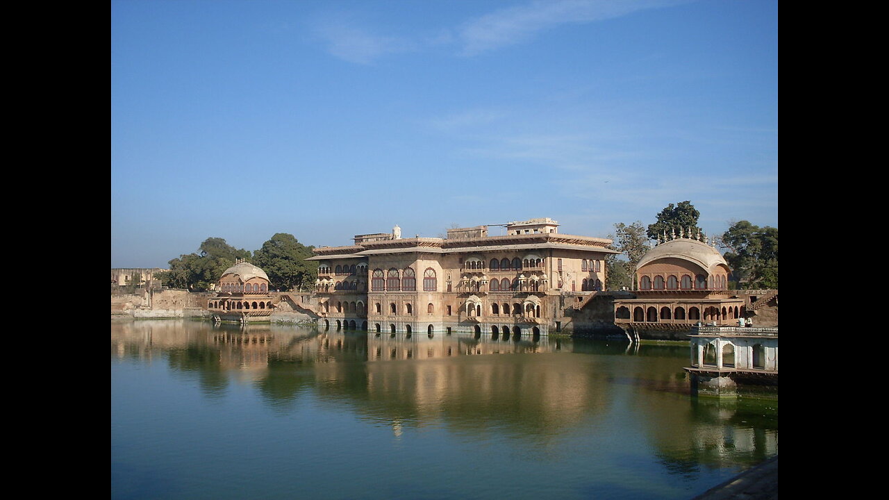 Indiaya is Deeg Palace Bharatpur in Rajasthan