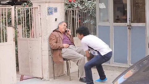 Very funny situations in the streets of Egypt