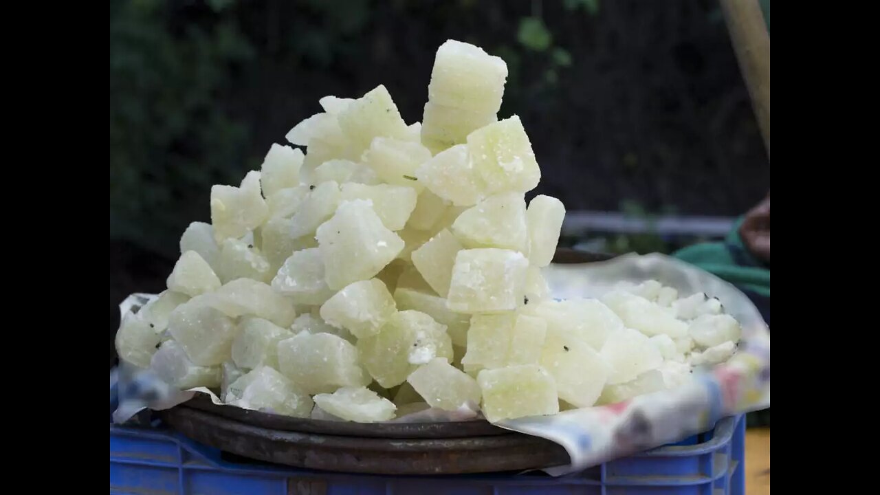 MAKING OF THE FAMOUS PETHA (SWEET) OF AGRA (INDIA)