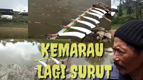 MANCING IKAN DI DANAU PATENGGANG WAKTU LAGI MUSIM KEMARAU