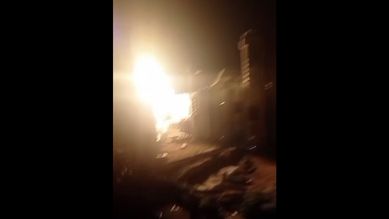 Russia π·πΊ hits a weapons depot in Odessa πΊπ¦ with a precision strike