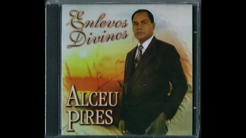 Alceu Pires clama play back