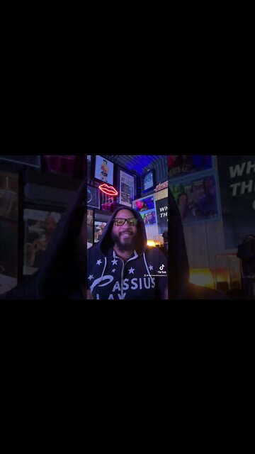 NEVER EVER do this with a woman you’re dating #Shorts