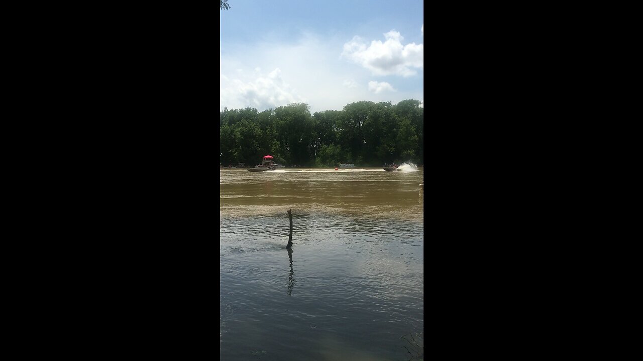 2016 Augusta Arkansas Duck Boat Races