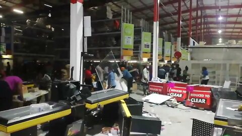 SA Riots ( Makro Stores Petermaritzberg )