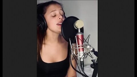 Lanie Gardner Covers 'Dreams' by Fleetwood Mac