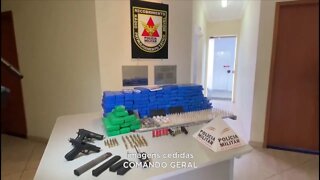 Governador Valadares: Policia apreende 85 kg de drogas, além de armas e munições.