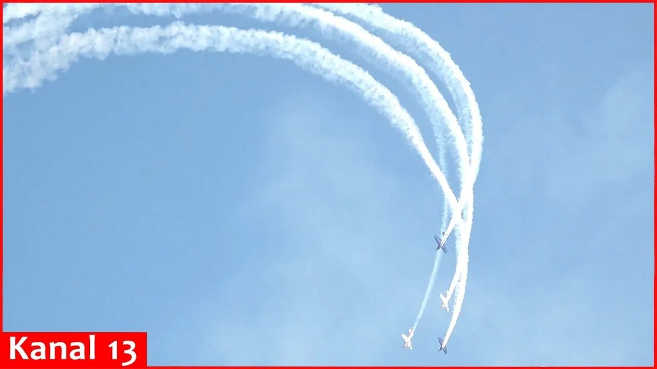 Teams stage stunning aerobatic performances at Nanchang Air Show