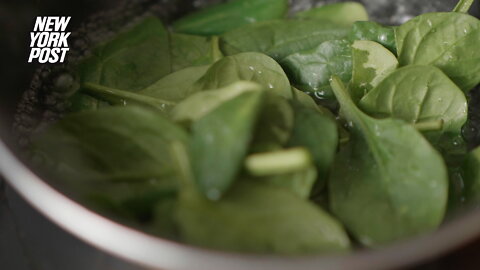 Australian docs warn of tainted spinach that causes "hallucinations"