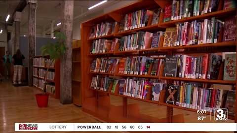 New downtown Omaha interim library opens Monday