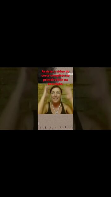 Tive que prestar depoimento na polícia.