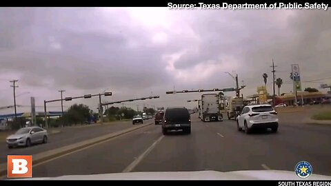 Human Traffickers fleeing from police dump illegals in streets then swims back to Mexico.