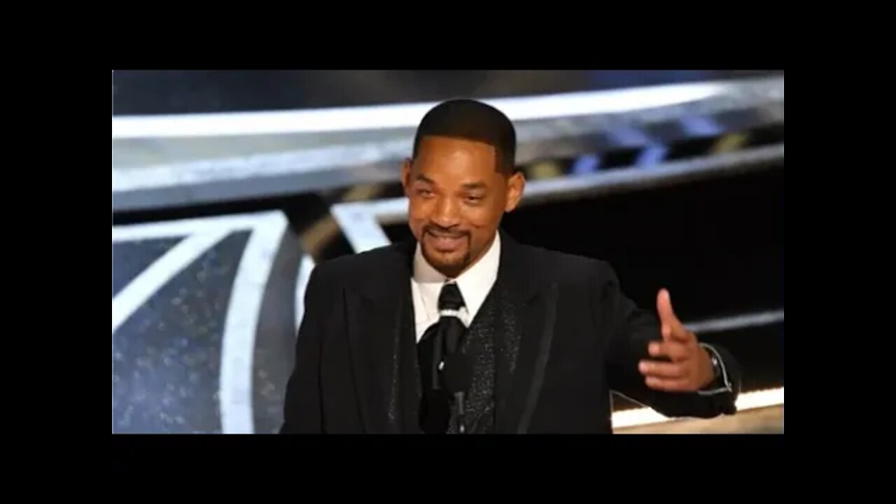 URGENTE Will Smith é banido do Oscar por 10 anos após tapa em Chris Rock