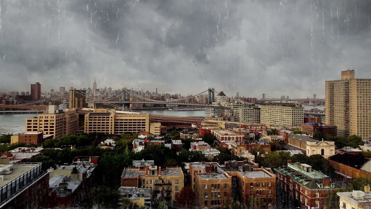 Watching the the Brooklyn Bridge from a window in a soothing rainfall