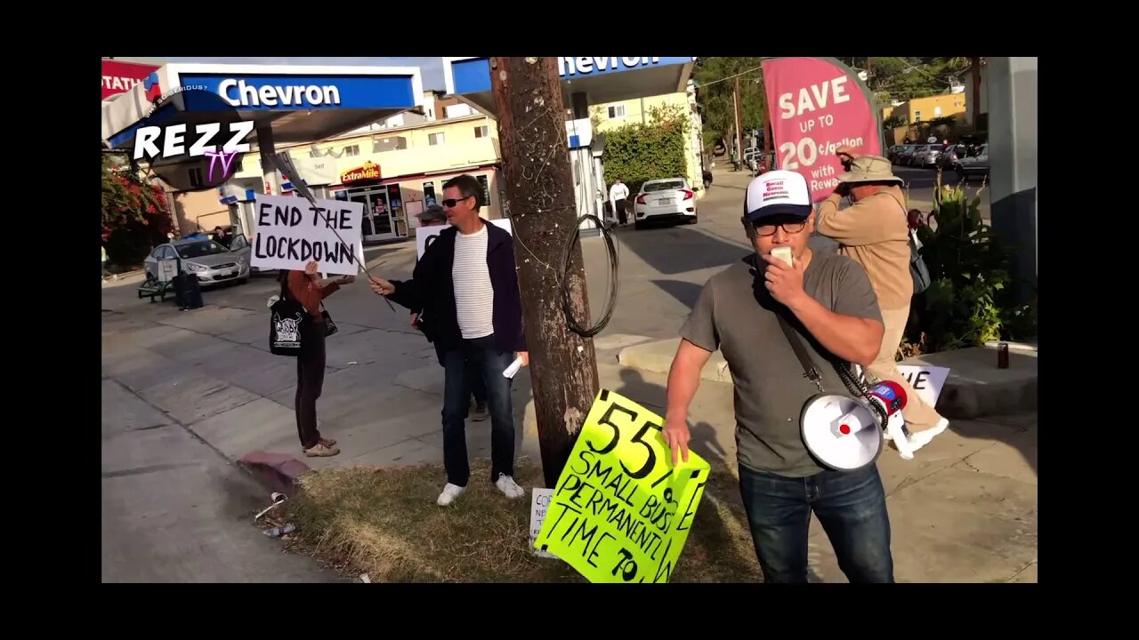 PROTEST HEALTH OFFICIAL BARBARA FERRER AT HER HOUSE